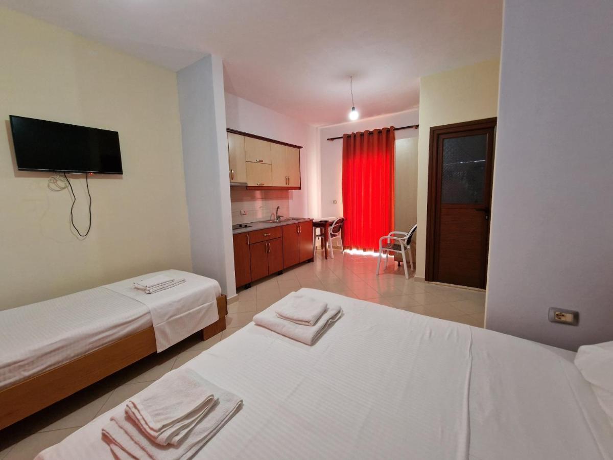Harizi Apartments Ksamil Bagian luar foto